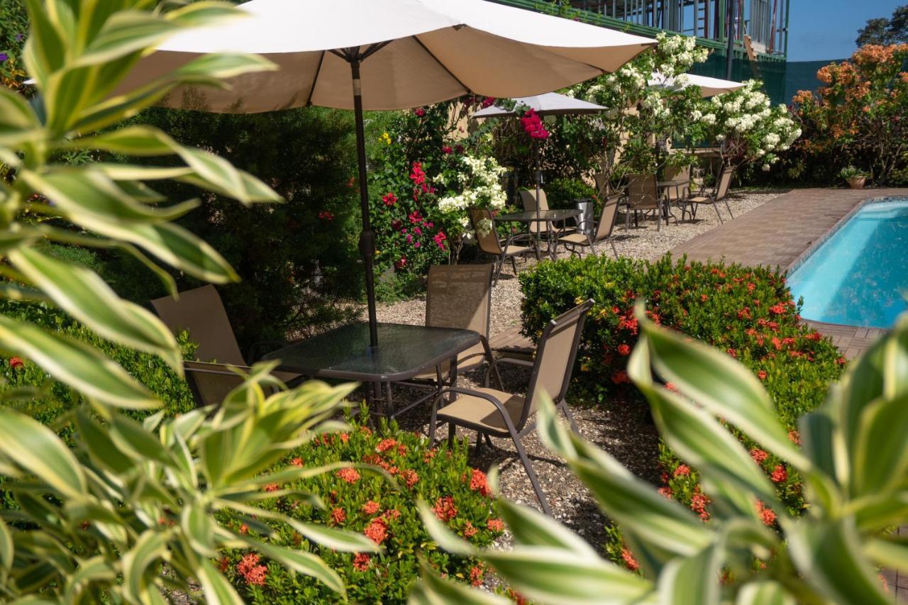 Hotel Margarita And Tour Operator Drakes Bay Eksteriør bilde
