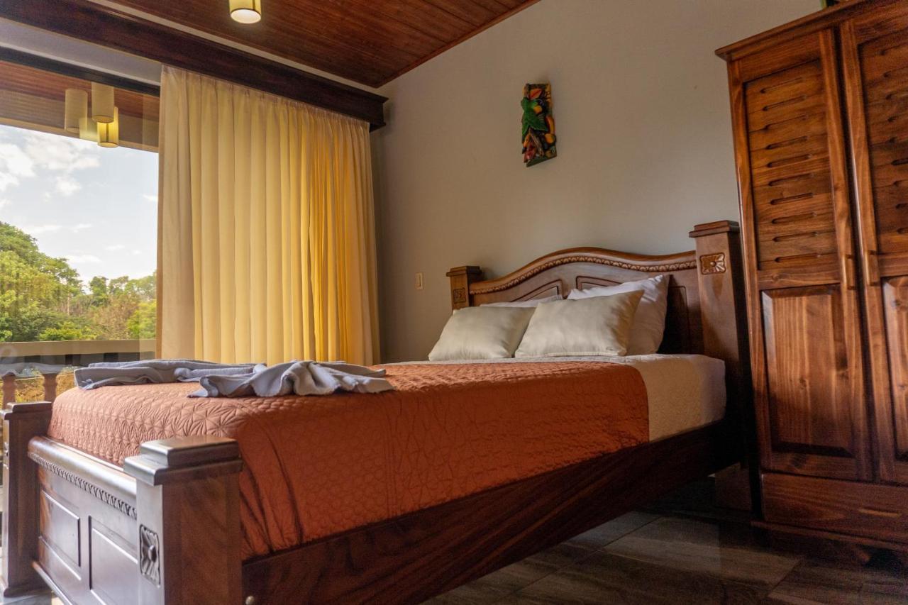 Hotel Margarita And Tour Operator Drakes Bay Eksteriør bilde